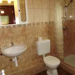 Sulak Apartmanhaz Lejlighed Zamárdi